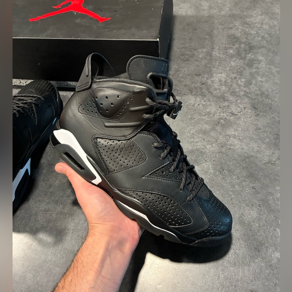 🔥Jordan 6🔥 - Picture 2 of 12